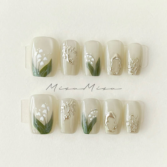 Lily of the Valley Short Press-On Nails | Handmade Botanical Nail Art