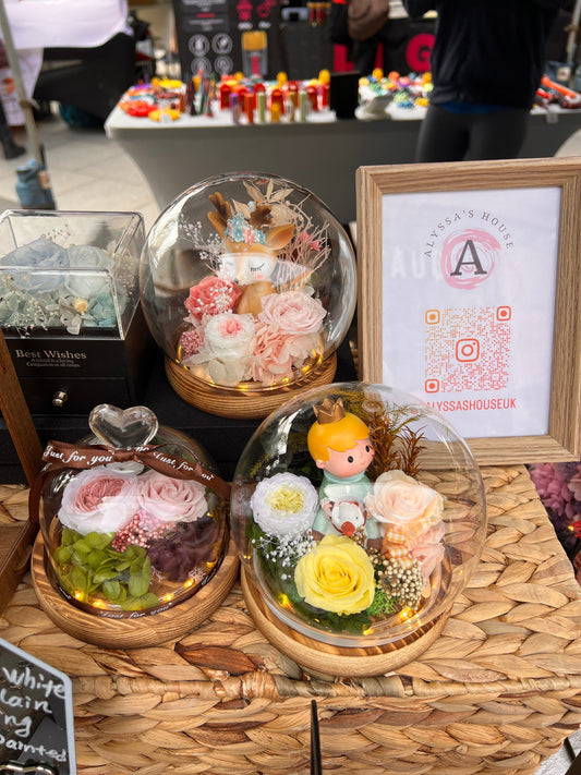 Creating Elegant Home Décor with Preserved Flowers