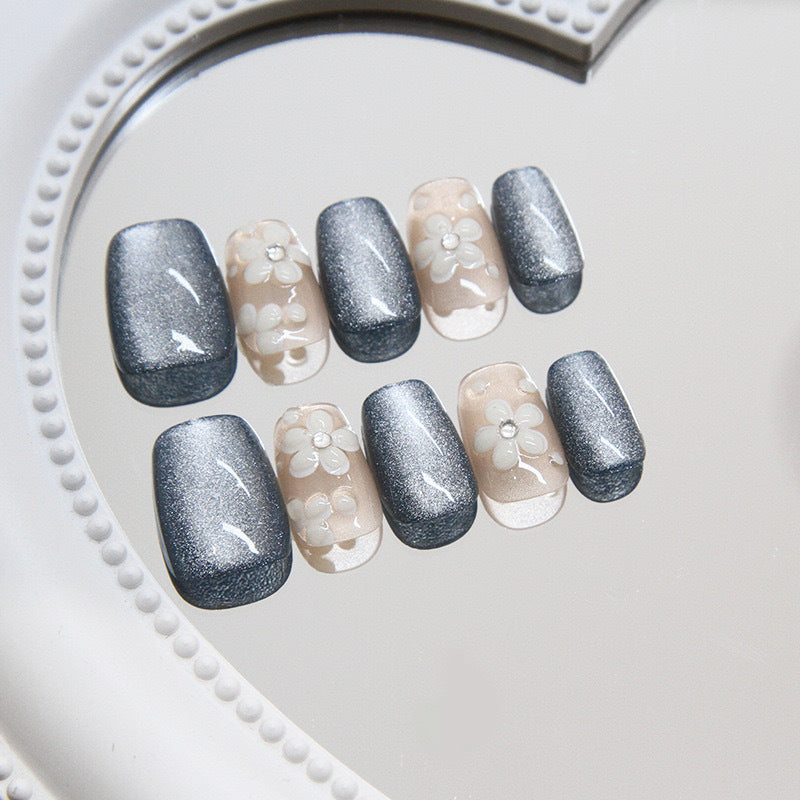 Steel Grey Cat-Eye & Daisy Floral Short Press-On Nails