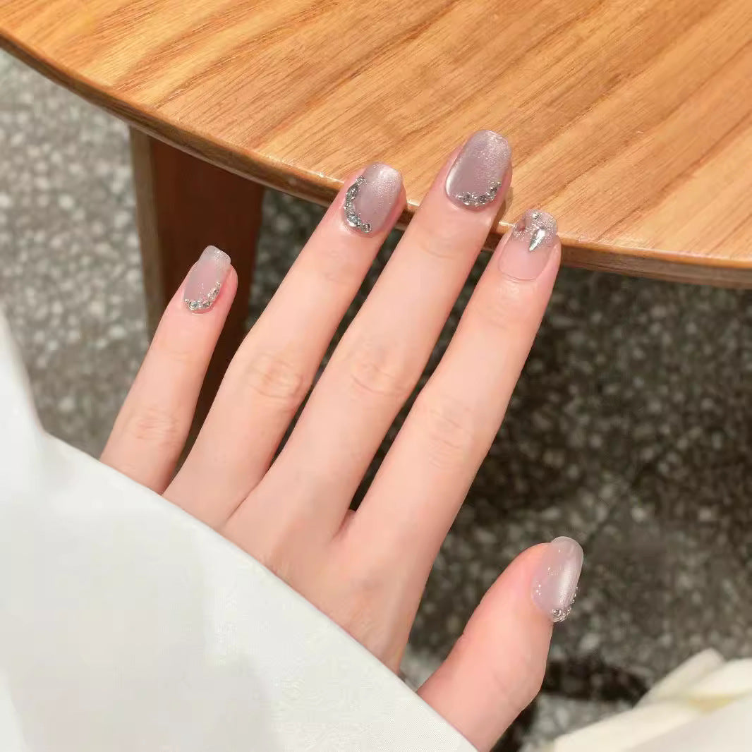 Elegant Silver Mirror Metallic Glimmer Press-On Nails (Tool Kit Included)