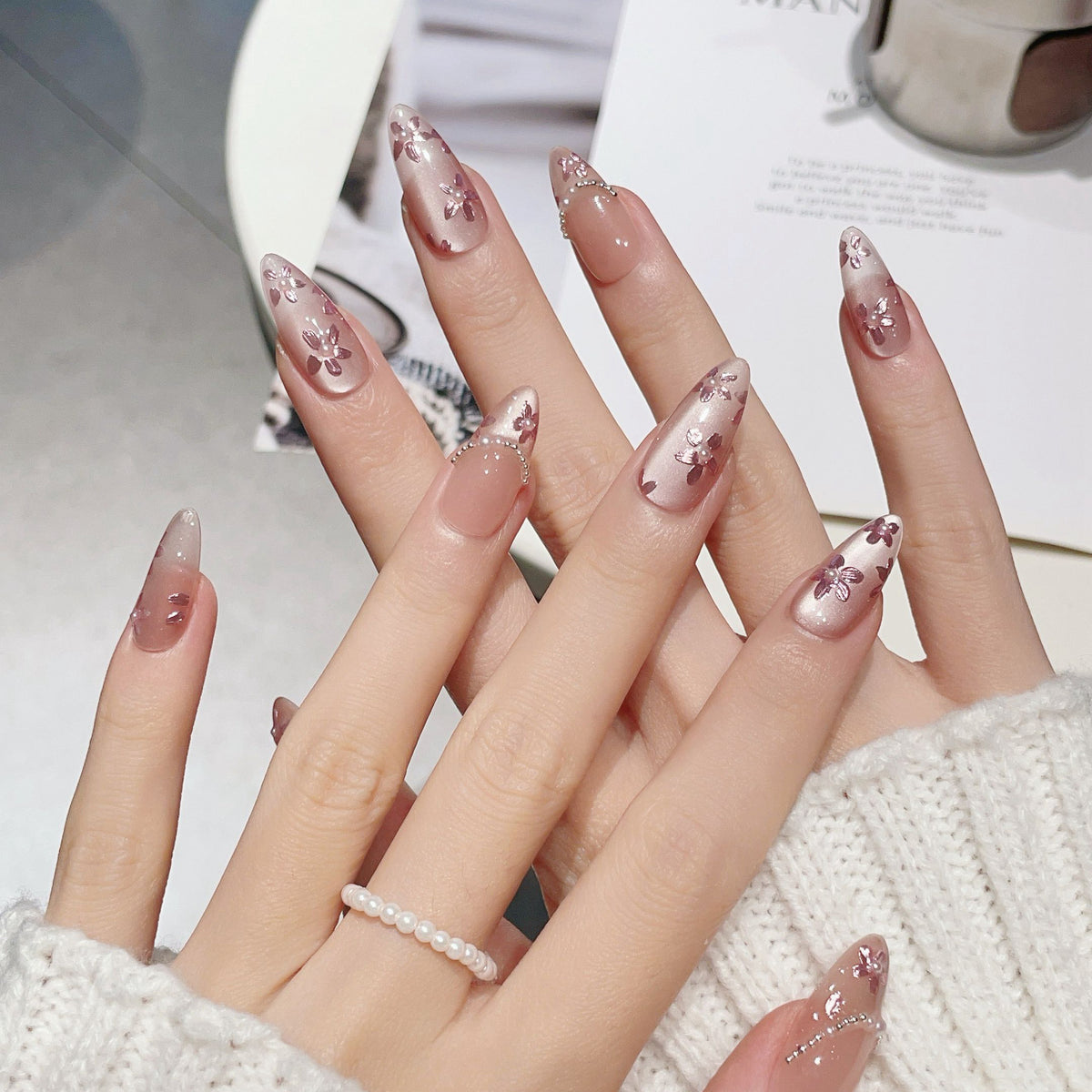 Elegant Soft Pink Floral Lace Press-On Nails (Tool Kit Included)