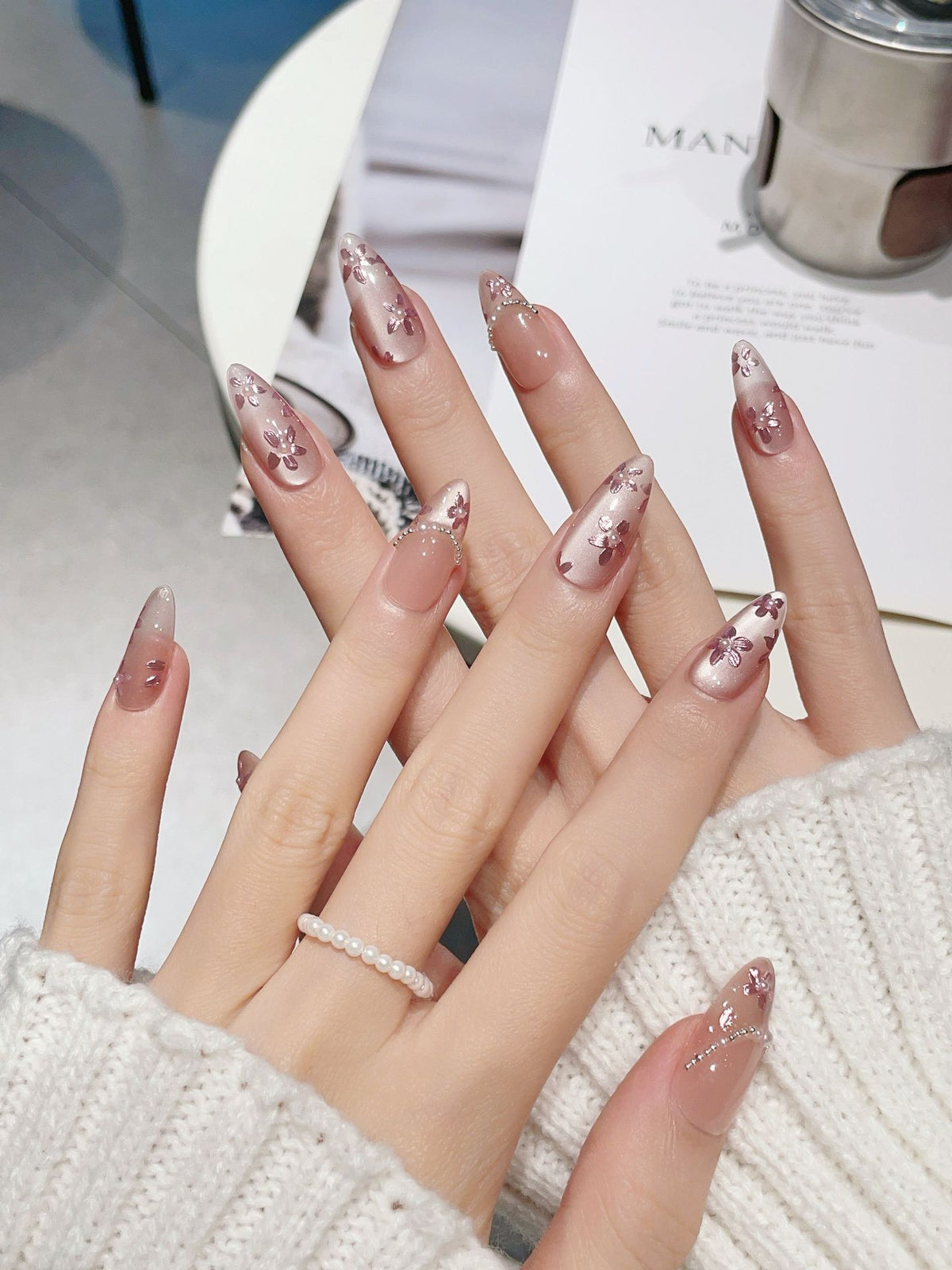 Elegant Soft Pink Floral Lace Press-On Nails (Tool Kit Included)