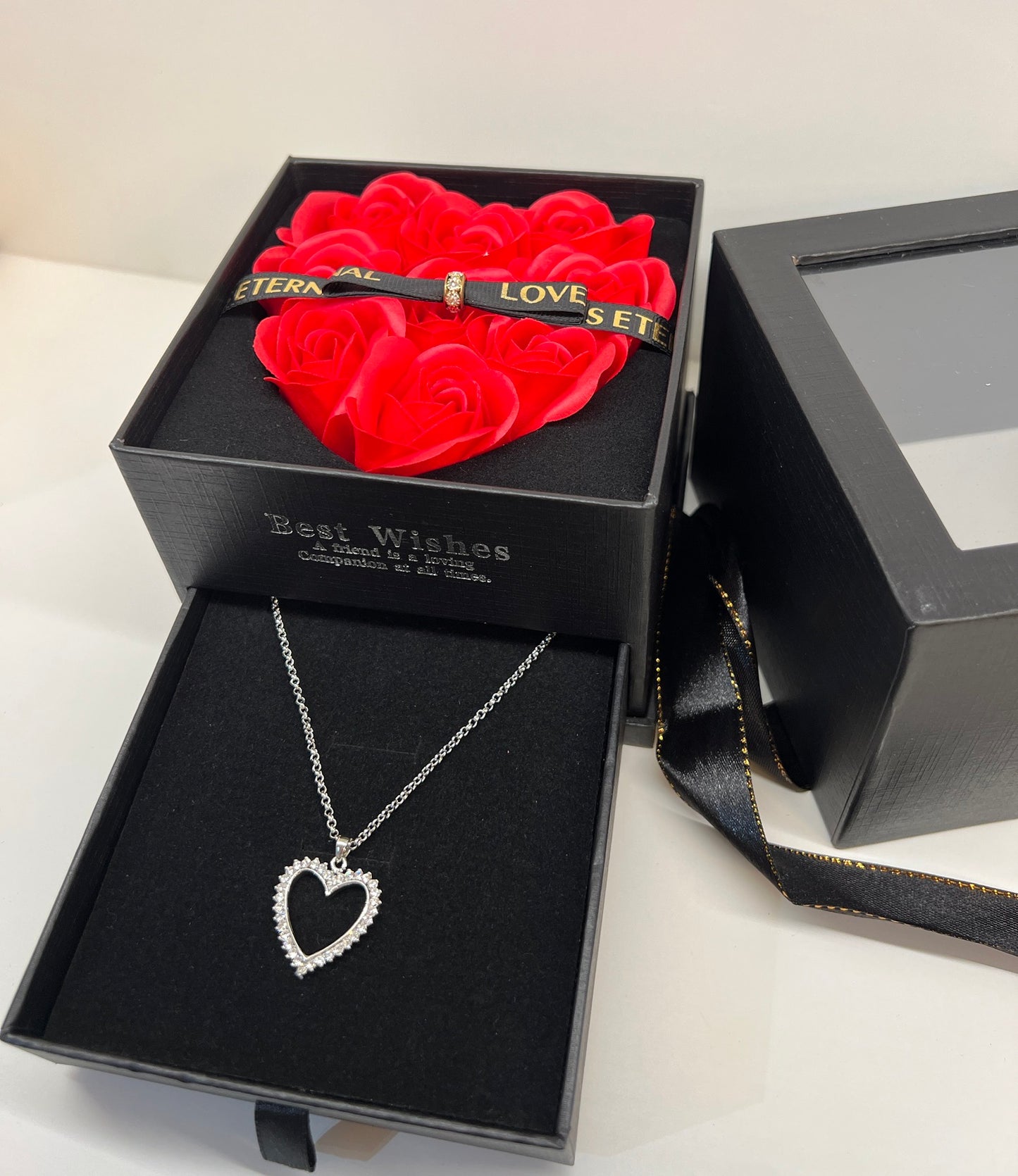 Scented Soap Rose Gift Box with Sparkling Heart Necklace