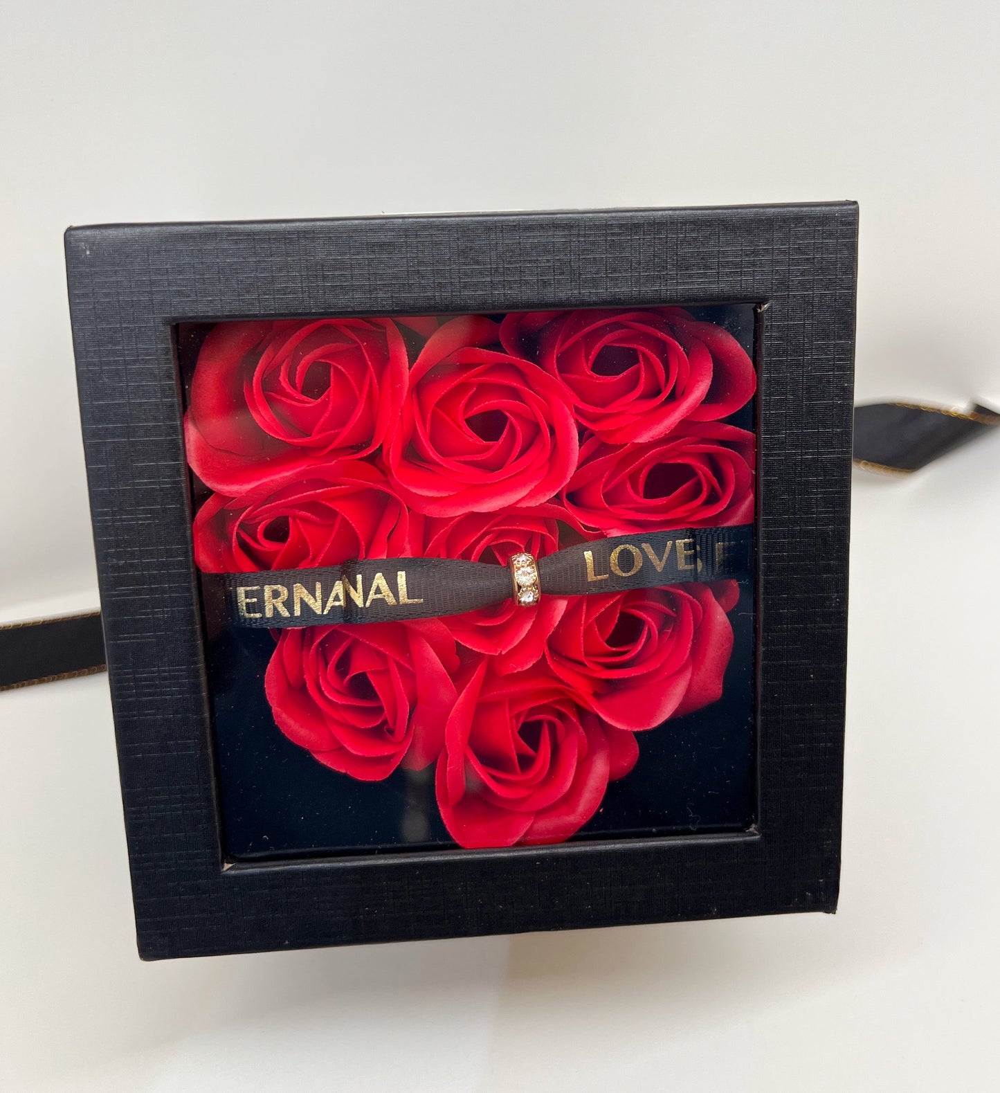 Heart of Roses Soap Flower Jewelry Box – “Best Wishes” Edition